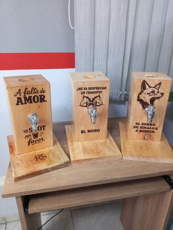 Dispensador de licor Rustishot